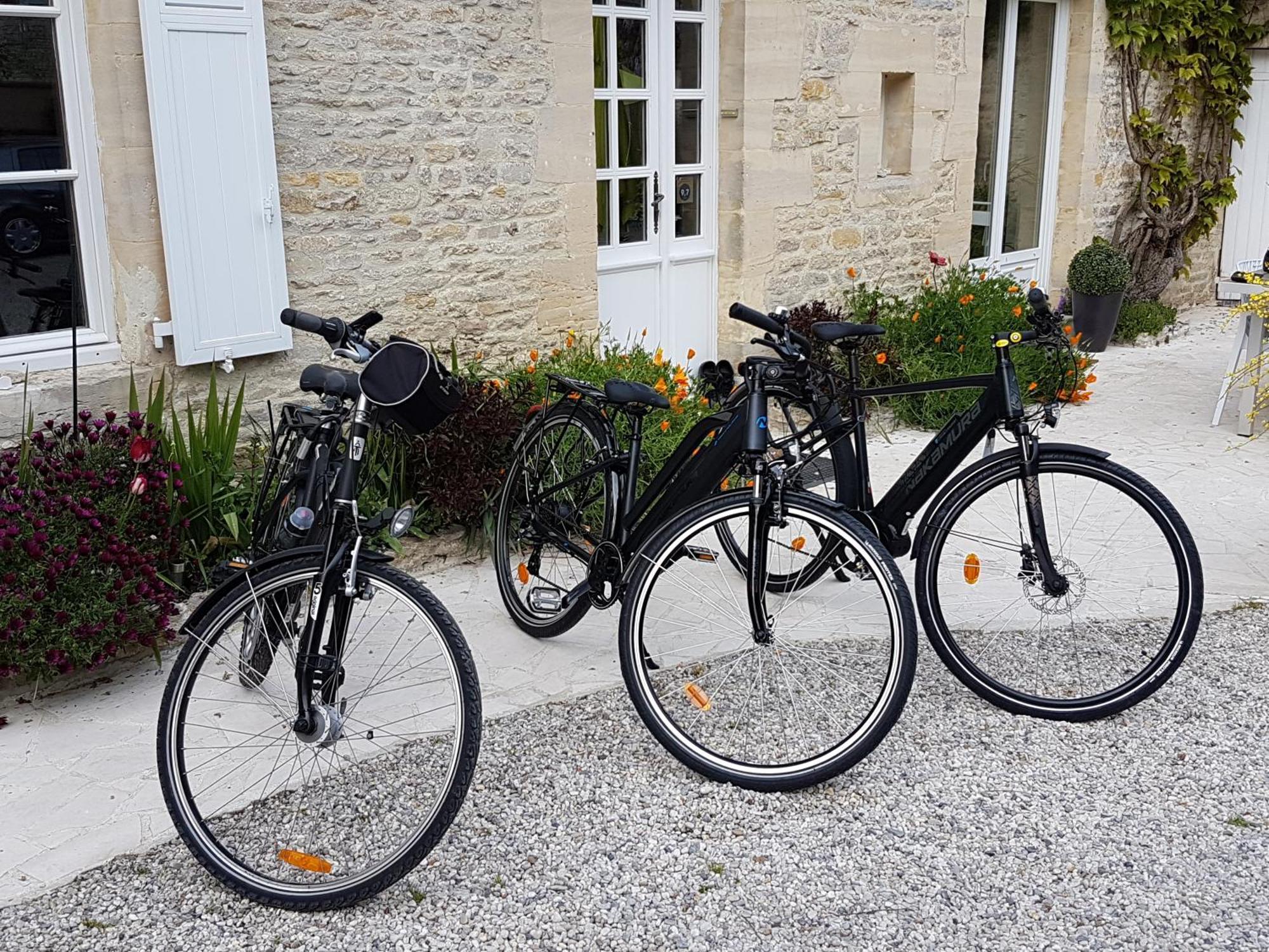 Chambre D'Hotes Liz'A Saint-Côme-de-Fresné Eksteriør bilde